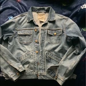 I’m selling a Vintage Ralph Lauren Polo Denim Jacket size XL